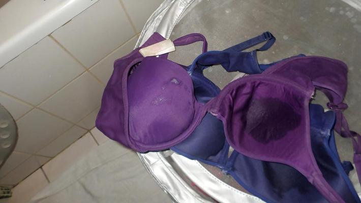 17P Cum on my Wife's blue bra