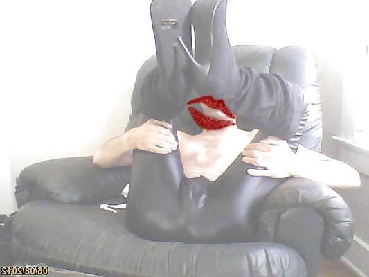 5P Stiefel und Lederstrumpfhosen