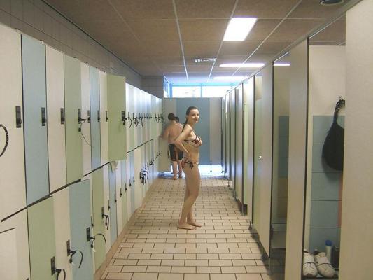 25P MILF amateur chaude en robe noire