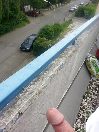 9P Balcony