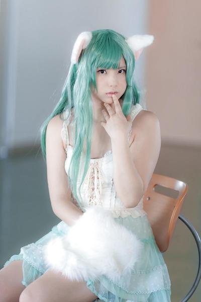 25P 白のアジア人コスプレ 1