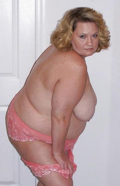 5P Emma's BBW Friend Debbie