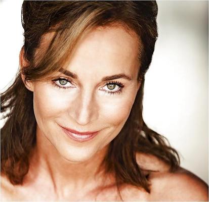 25P Caroline Beil reife frau Cumface