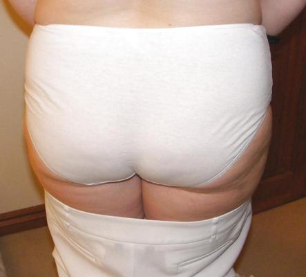 25P Slutty secretary in white knickers and platforms