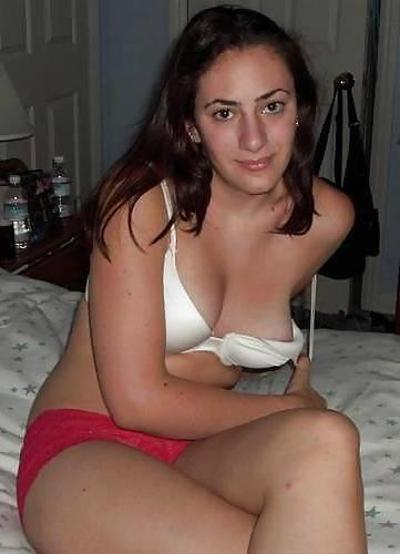 10P Hot Latina