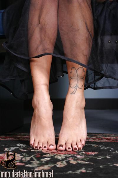 25P Random feet, footjob,... Pt 4