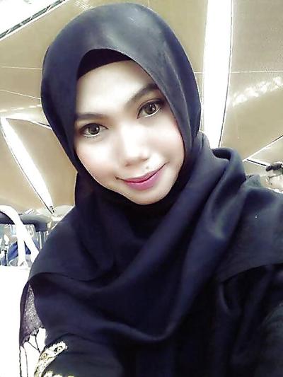 6P Malay- gf kena pancut kat muka