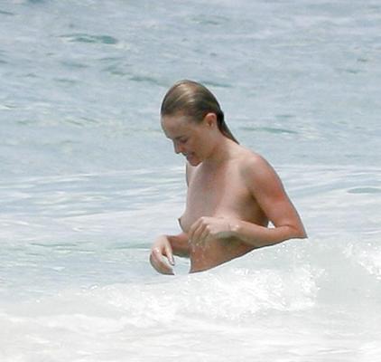 18P Kate bosworth topless beach pics