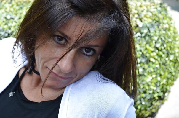 23P Daniela, la sorella MILF del mio amico.