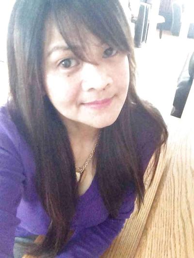 15P Asian milf