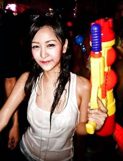 25P Amateur Self Shot Songkran Festival Thailand Funny Day