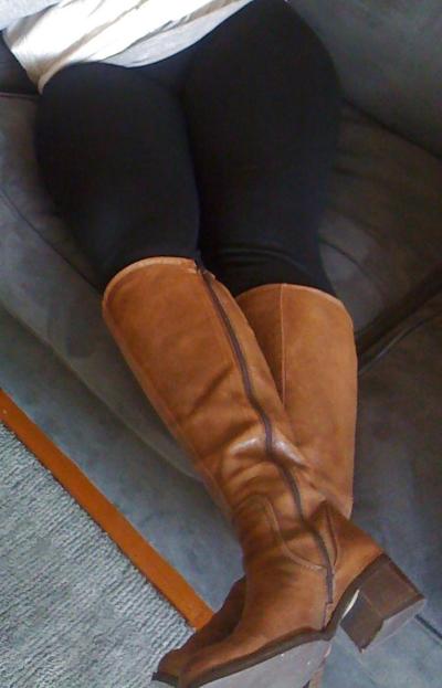 25P Ultimate legs, feet and shoes for your cum to splash over