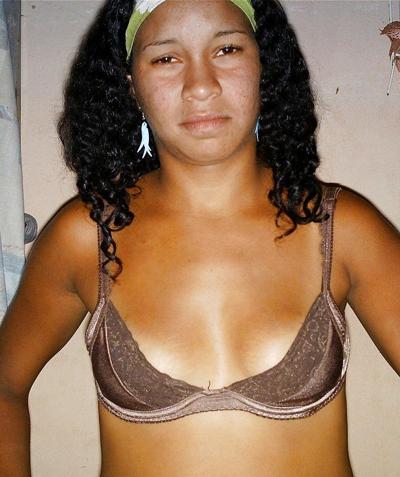 13P Novas fotos da putinha Brazilian bitch