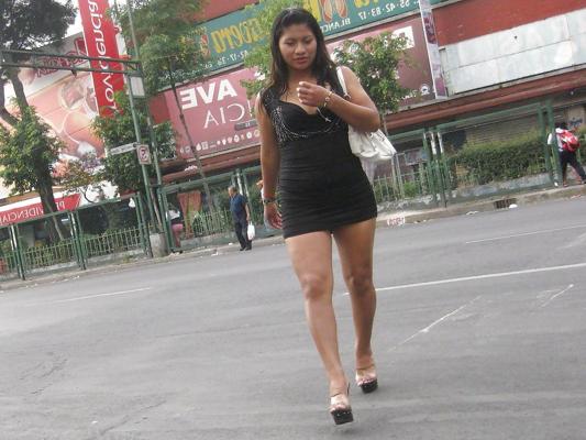 20P Mexican street whores