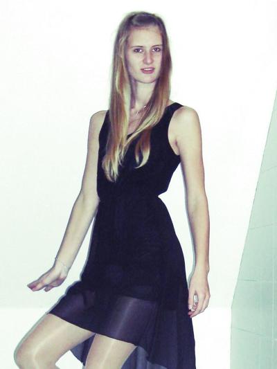 5P Skinny Young Amateur Teen