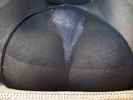 11P Close up pantyhose 