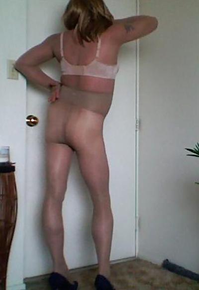 8P Nude pantyhose ass with bra