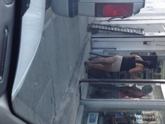 7P Mi suegra puta de compras,,milf mexicana