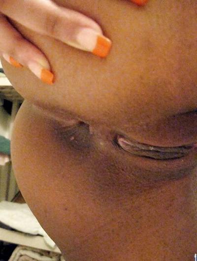 12P Sexy Ebony Undressing