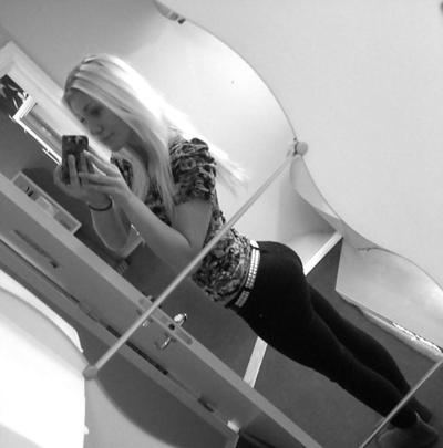 25P Swedish girl with amazing ass