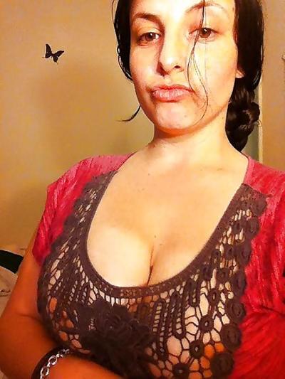 21P Sexy Girls with clothes (Non Naked) 1 - MMR
