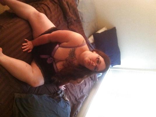 6P Wife in lingerie