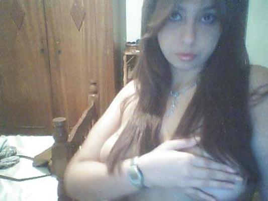 25P University home Tunisian girl 