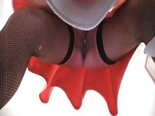 25P Upskirt play