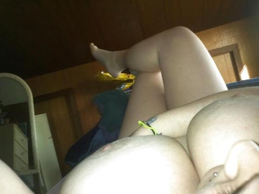 25P Fat Goth Girl