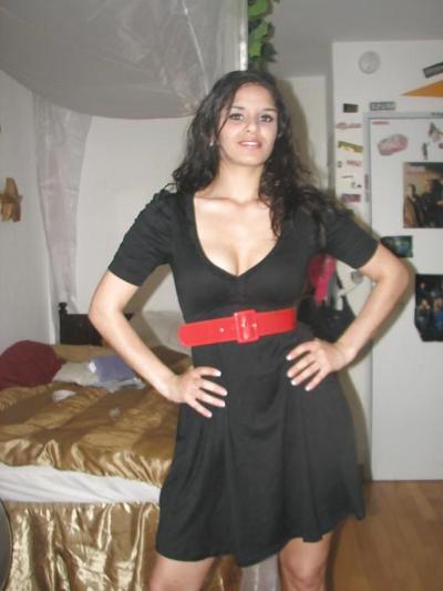 25P Pretty Amateur Teen Candice 2