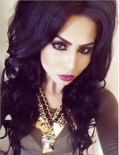 22P Sexy Indian paki bengali slut for comments