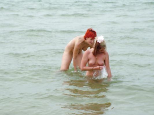 15P Dirty slag wife and her girlfriends