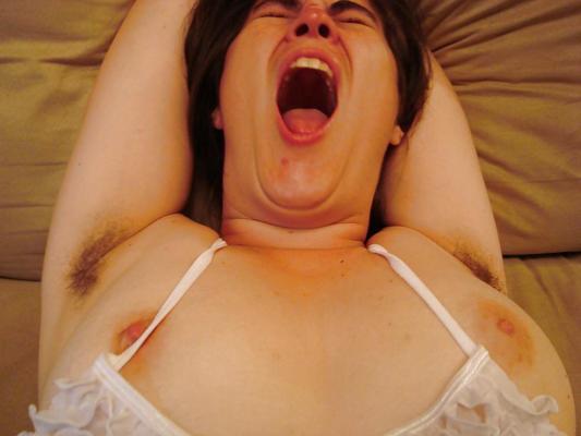 10P Cumming on my hairy armpit