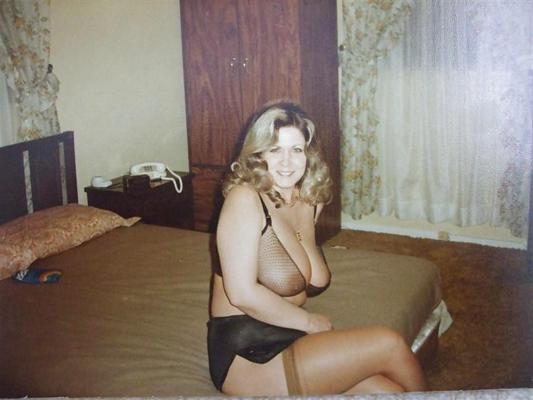 25P Vintage Wives & Girlfirends 49