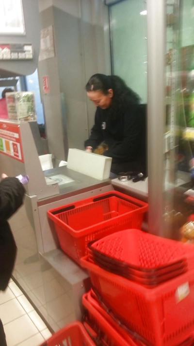 23P Spy mall, shooping and supermarket  romanian
