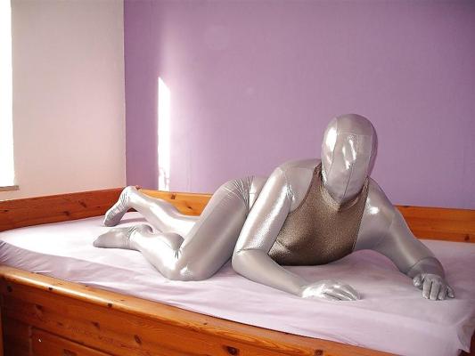12P Mon nouveau Zentai en spandex