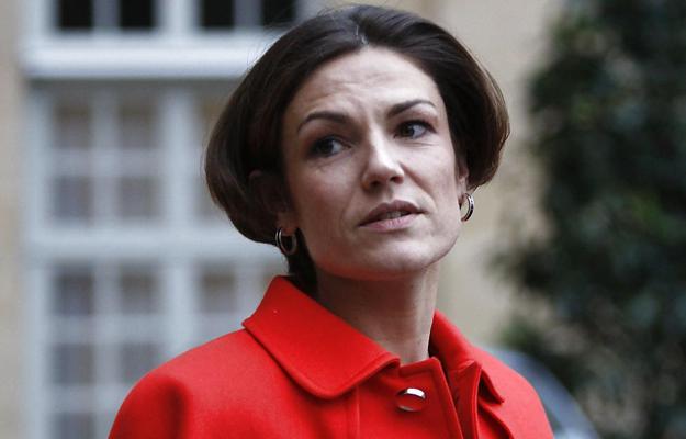 25P J'adore me branler avec la conservatrice Chantal Jouanno