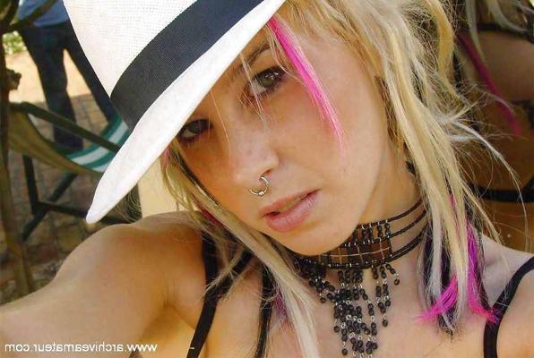 5P Hot emo teen