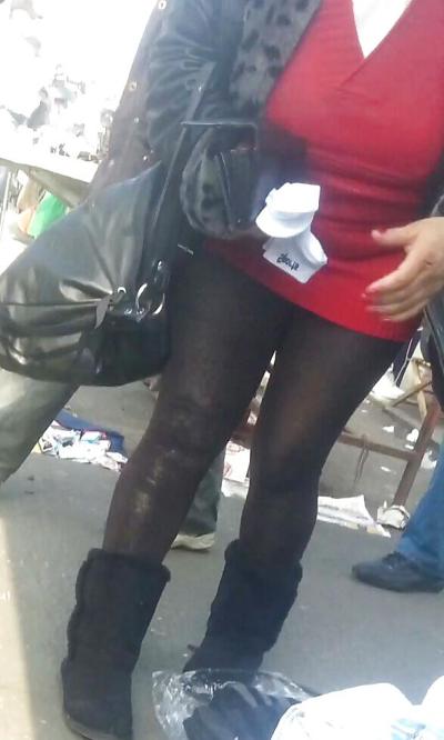 25P Sexy feet, ass and legs old + young romanian