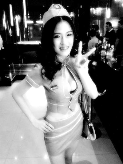7P Black and white asian 