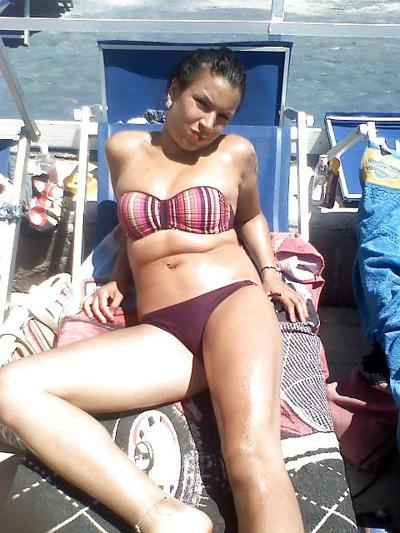 13P Italian girl: olivia