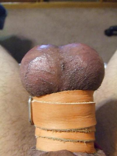 10P Milk Swollen Straped Balls 