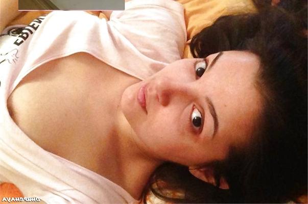 9P Desi  Cute Indian Girl Chithra Nude Boobs