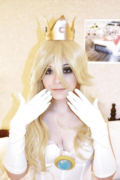 25P Princess Peach - Cosplay