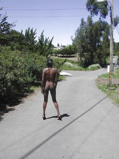 16P Ebony cutie posing nude outside and in public