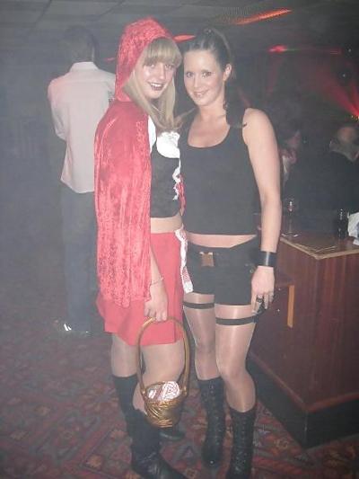 25P Slutz in fancy dress