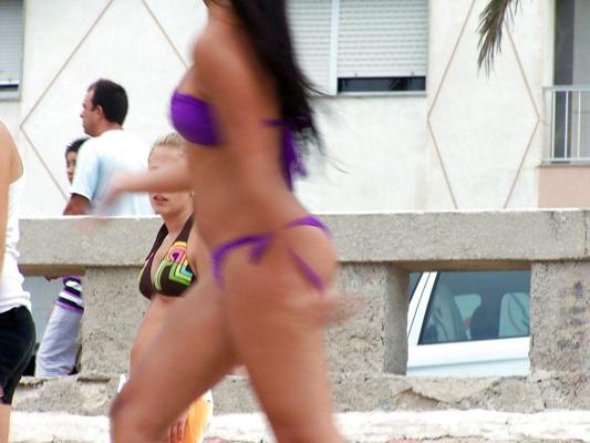 4P Teens on the beach