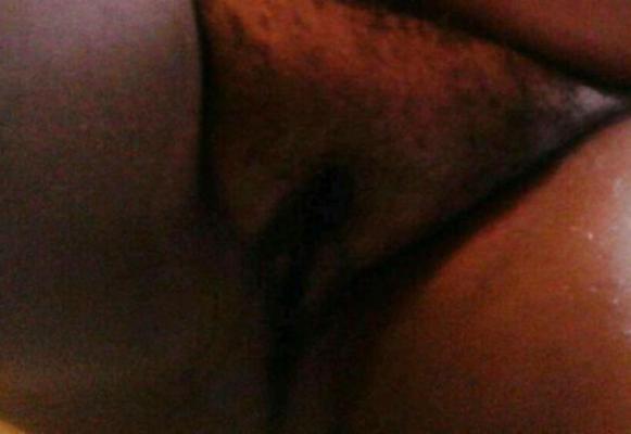 5P Fat ebony chick