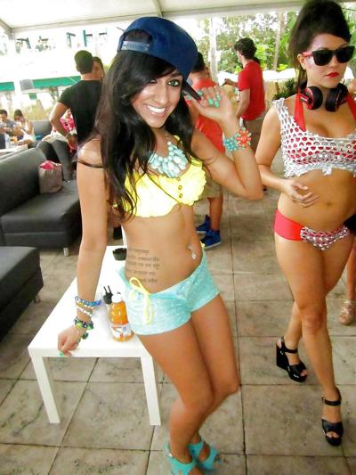 21P Tight Body Indian Club Slut Part 2
