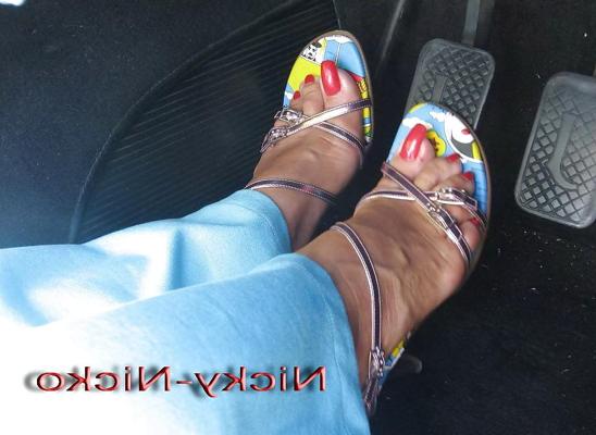 25P Mature feet pt 3